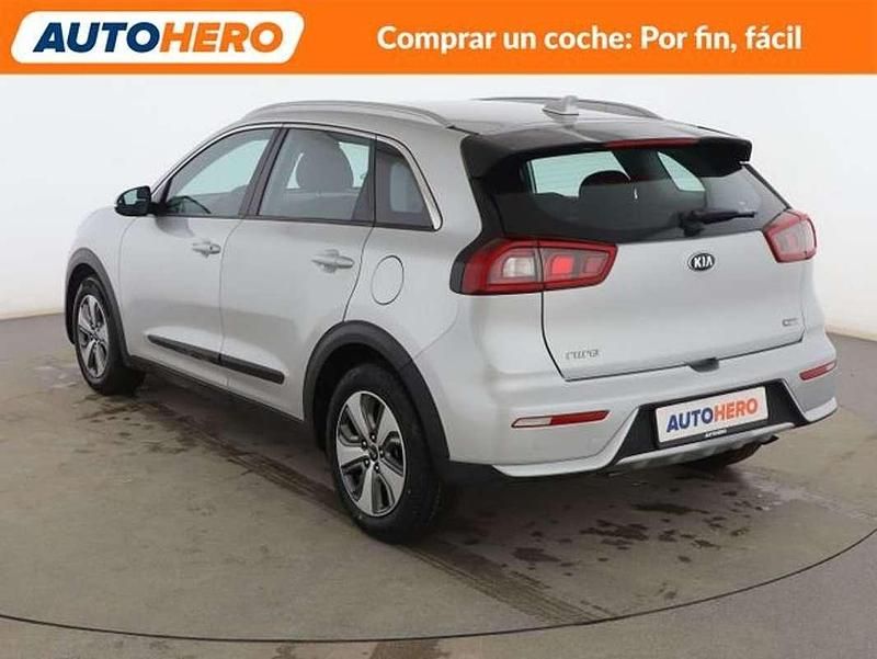 Usado Kia Niro 141 CV (103 kW) 2019 Gris SUV