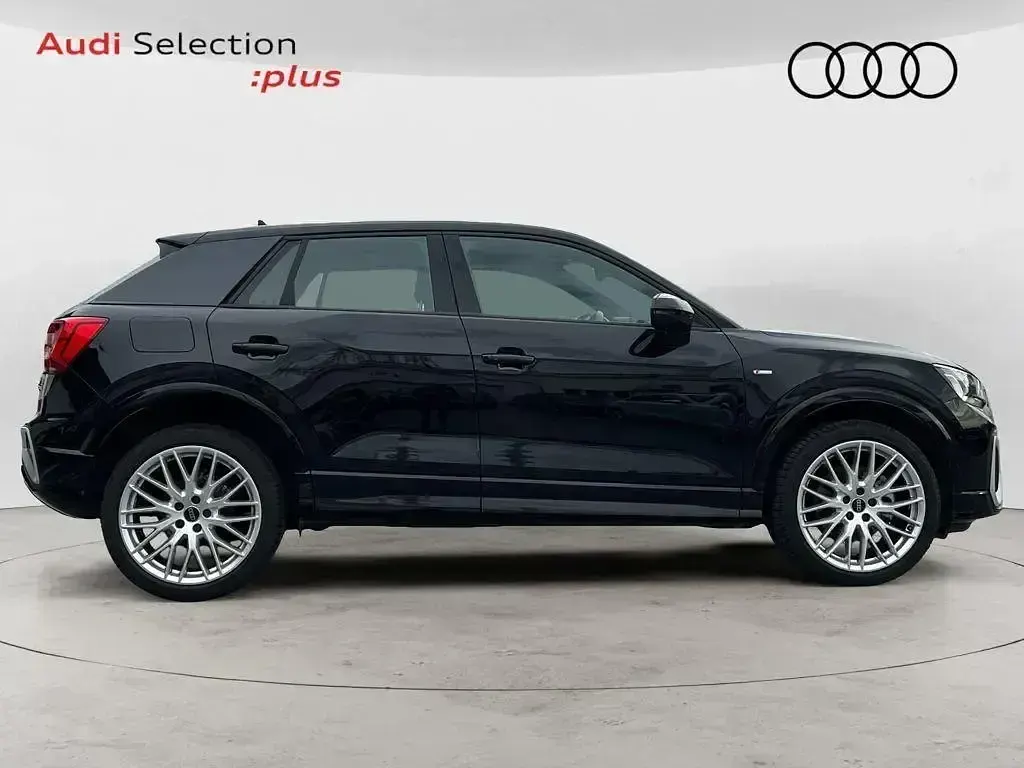 Usado Audi Q2 Black Edition 150 CV (110 kW) 2025 Otro SUV