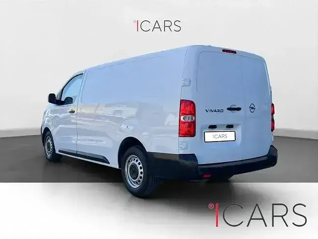 Usado Opel Vivaro 100 CV (73 kW) 2023 Blanco Monovolumen