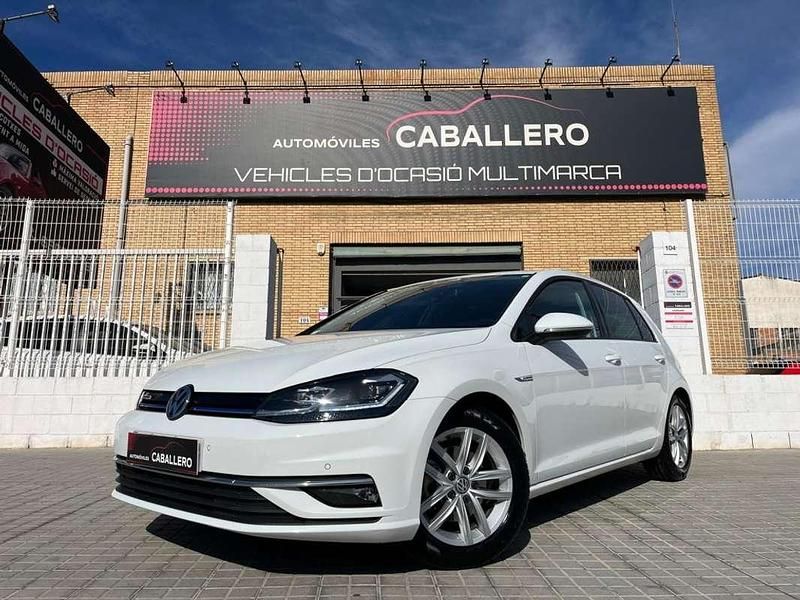 Usado VW Golf VII Advance 150 CV (110 kW) 2019 Blanco Utilitario