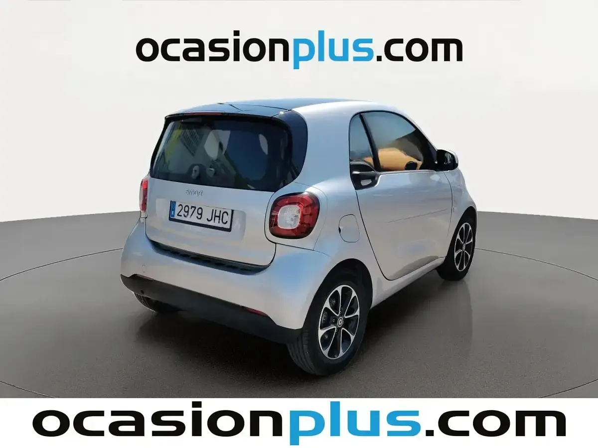 Usado Smart ForTwo Coupé Passion 71 CV (52 kW) 2015 Gris Coupe