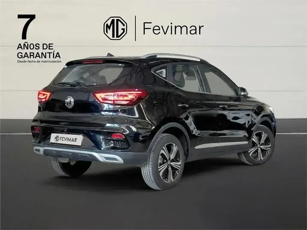 Käytetty MG ZS Comfort 106 HP (77 kW) 2025 Musta Katumaasturi