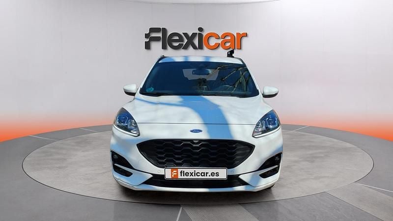 Usado Ford Kuga ST-Line 120 CV (88 kW) 2023 Blanco SUV