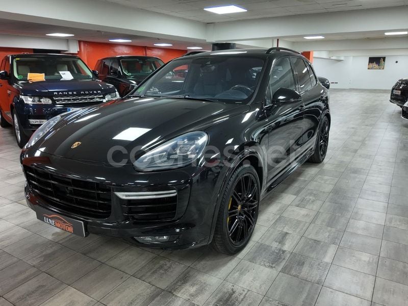 Negro Usado 2015 Porsche Cayenne Turbo S SUV | 44.990 € (Precio justo) - Imagen 1/4