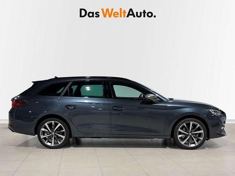 Usado Seat Leon ST FR 204 CV (150 kW) 2021 Gris Familiar