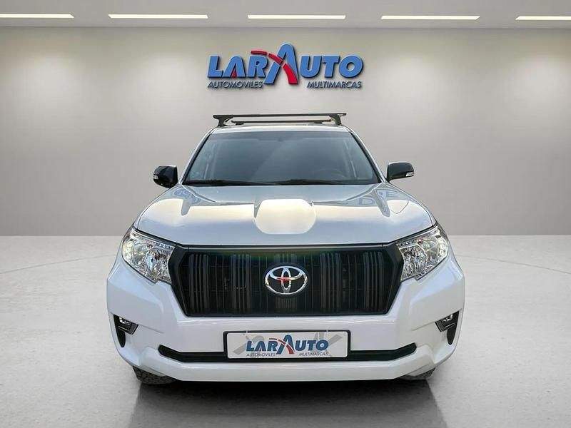 Usado Toyota Land Cruiser 177 CV (130 kW) 2019 Blanco Utilitario
