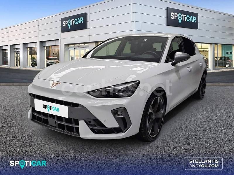 Blanco Usado 2025 Cupra Leon Berlina | 28.900 € (Un poco caro) - Imagen 1/4