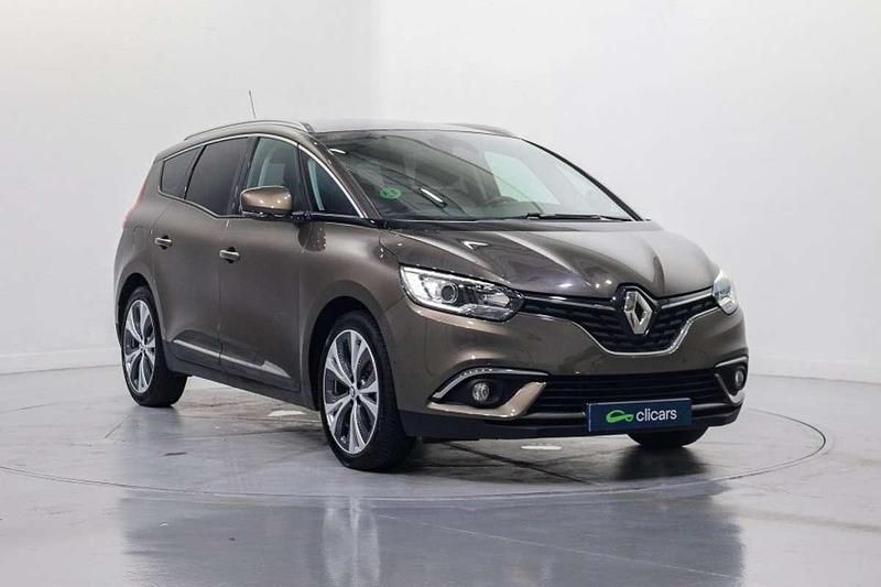 Usado Renault Scénic IV Zen 131 CV (96 kW) 2017 Marrón Monovolumen