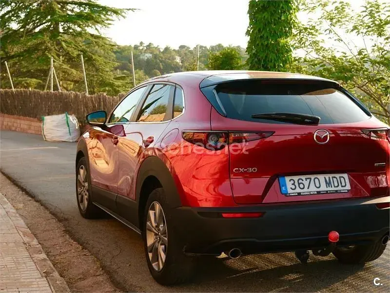 Usado Mazda CX-30 122 CV (89 kW) 2022 Granate SUV