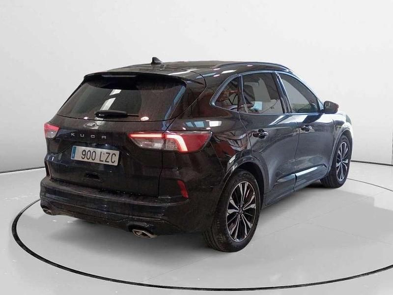 Usado Ford Kuga ST-Line X 151 CV (111 kW) 2022 Blanco SUV