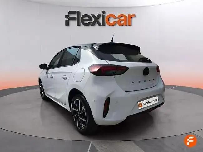 Usado Opel Corsa 100 HP (73 kW) 2024 Branco Sedan