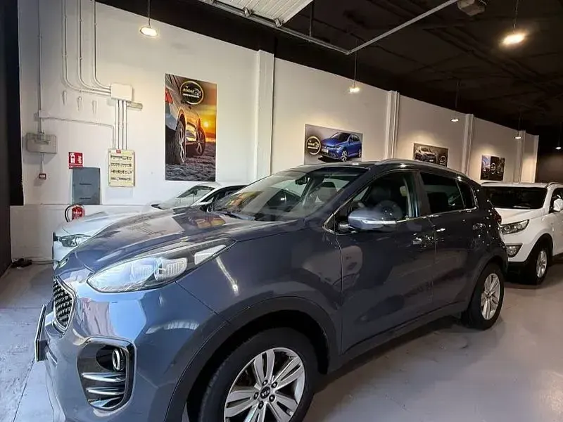 Usado Kia Sportage 132 CV (97 kW) 2016 Azul SUV