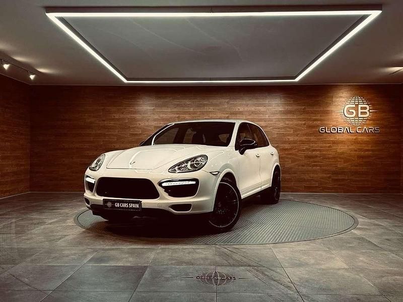 Blanco Usado 2013 Porsche Cayenne Turbo S SUV | 37.990 € (Precio justo) - Imagen 1/4