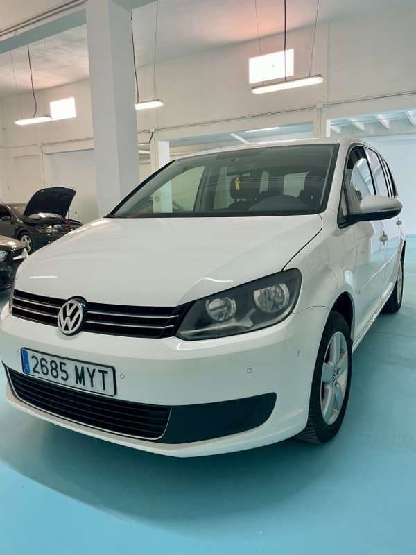 Blanco Usado 2013 VW Touran Advance Monovolumen | 10.900 € (Super precio) - Imagen 1/4