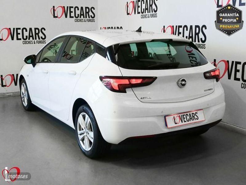 Usado Opel Astra S 110 CV (80 kW) 2019 Blanco Berlina