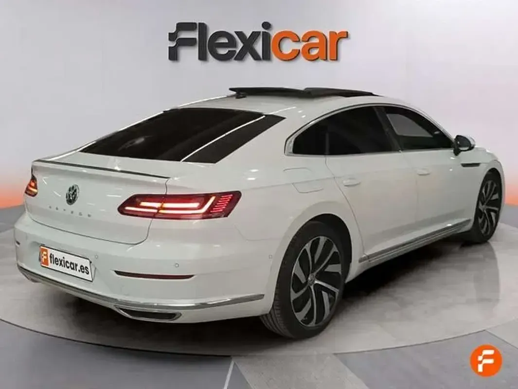 Usado VW Arteon R-line 190 CV (139 kW) 2019 Blanco Utilitario