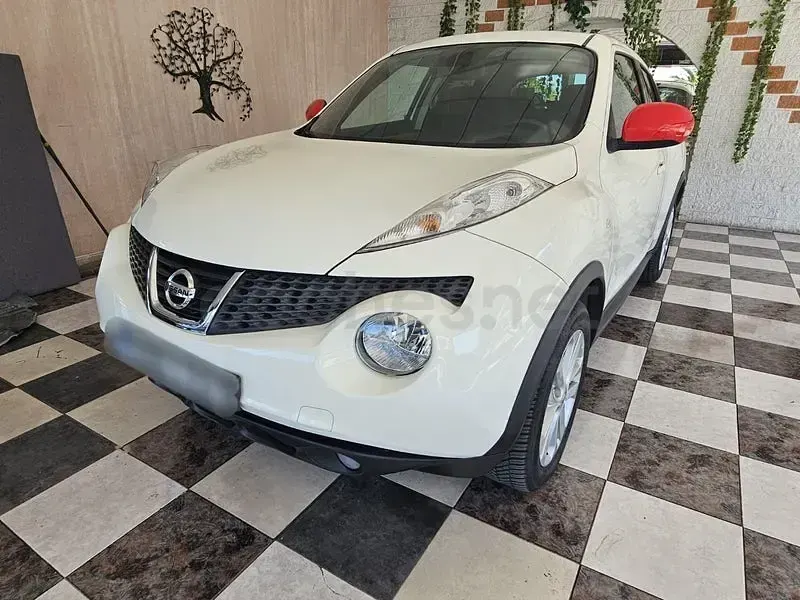Usado Nissan Juke Tekna 117 CV (86 kW) 2010 Blanco SUV