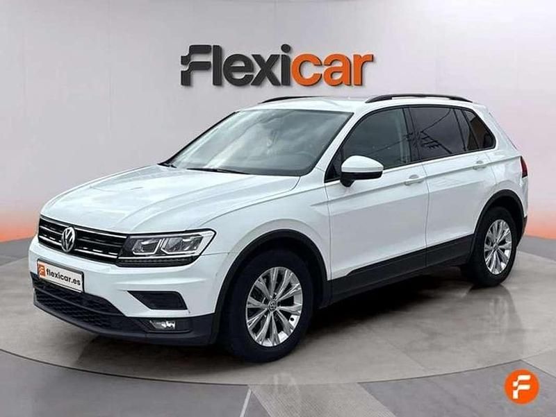 Usado VW Tiguan Edition 125 CV (91 kW) 2018 Blanco SUV