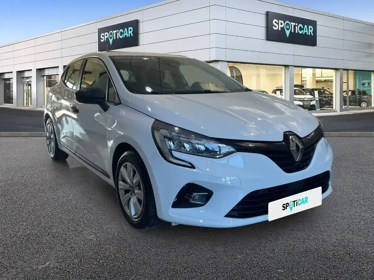 Usado Renault Clio Evolution 100 CV (73 kW) 2022 Blanco Utilitario