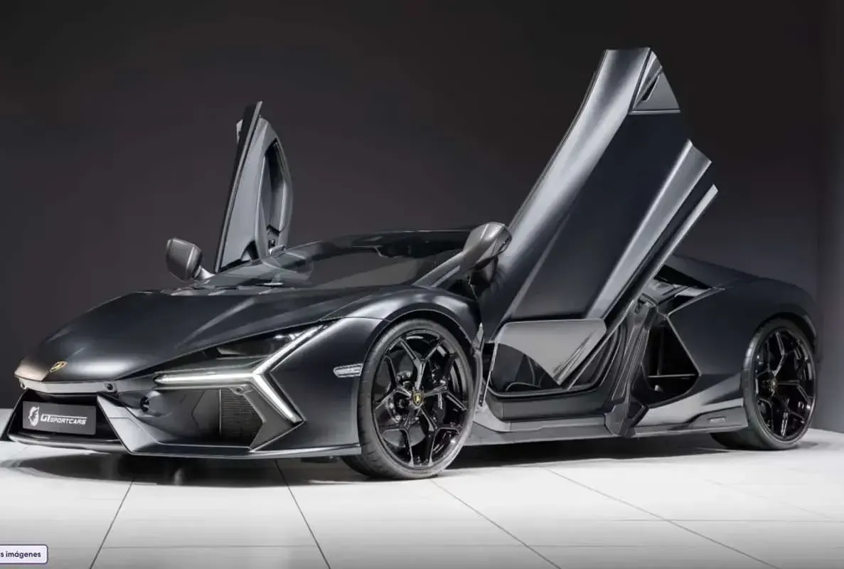 Nuevo Lamborghini Revuelto 1016 CV (747 kW) 2025 Negro Coupe