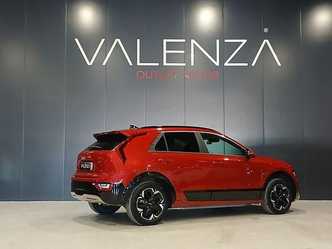 Usado Kia e-Niro 150 kW (204 CV) 2023 Rojo SUV