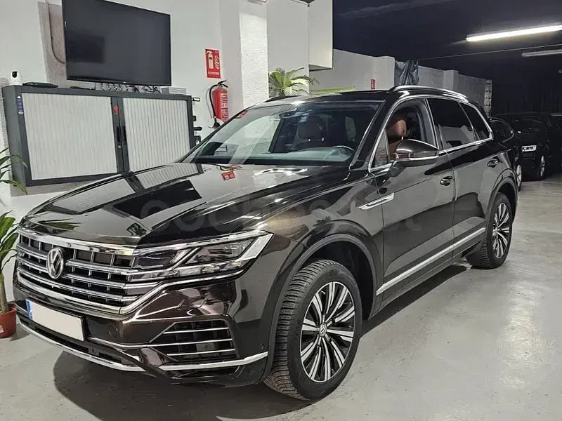 Usado VW Touareg R-line 286 CV (210 kW) 2020 Marrón SUV
