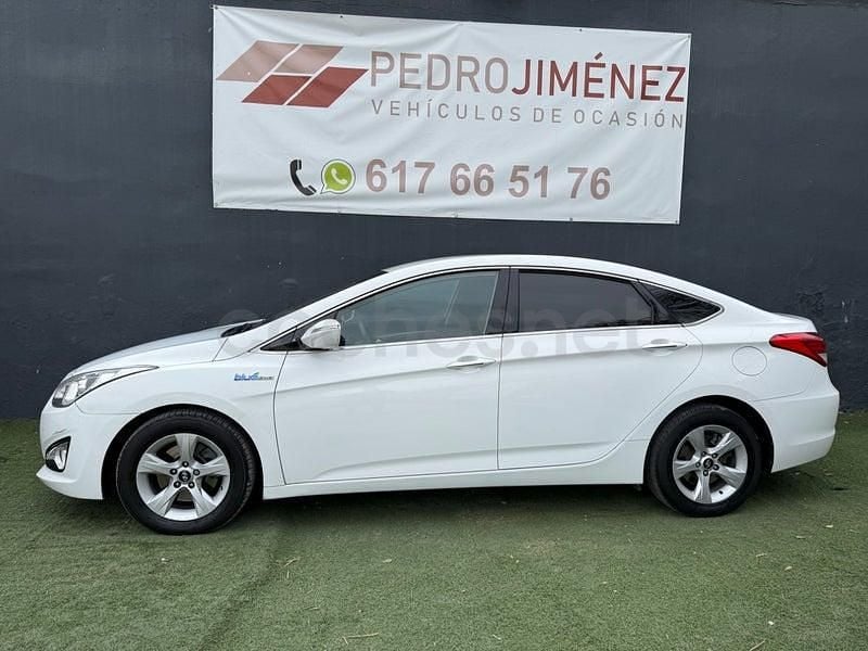 Usado Hyundai i40 115 CV (84 kW) 2014 Blanco Berlina