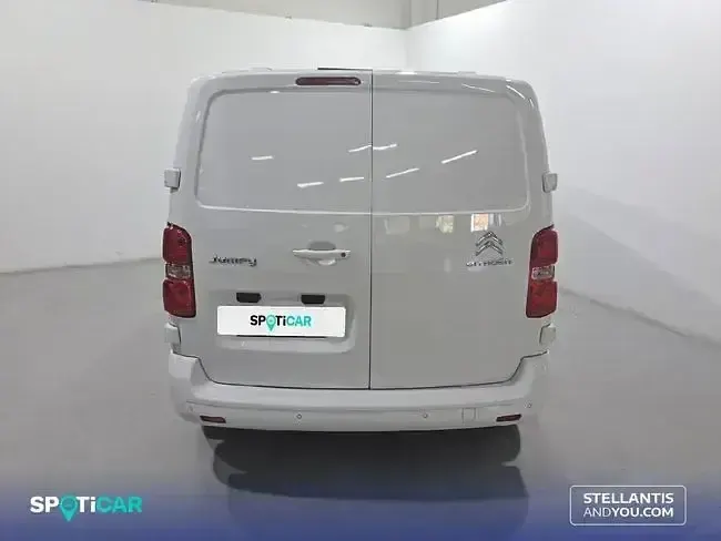 Usado Citroën Jumpy 120 CV (88 kW) 2024 Blanco Monovolumen