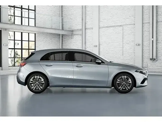 Nuevo Mercedes A200 149 CV (109 kW) 2026 Gris