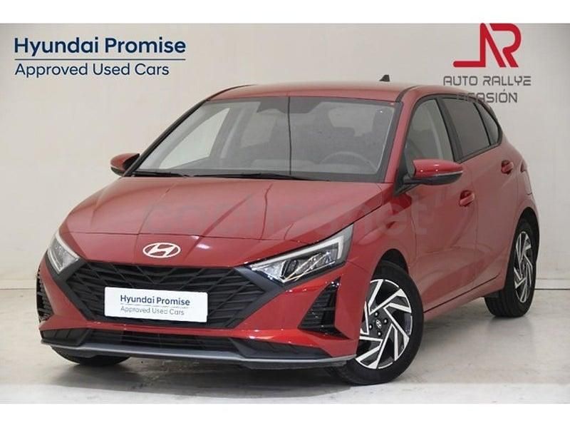 Usado Hyundai i20 84 CV (61 kW) 2024 Rojo Utilitario