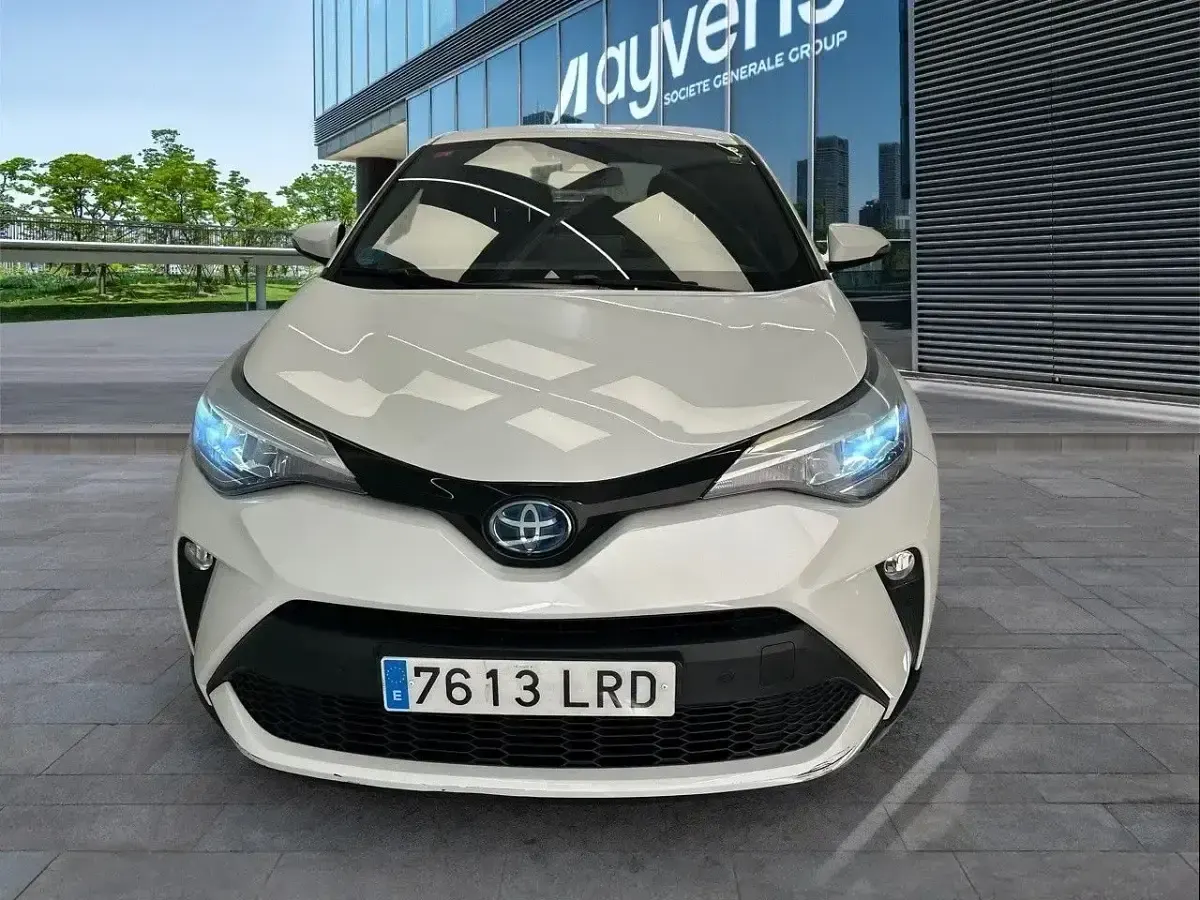 Usado Toyota C-HR Advance 122 CV (89 kW) 2021 Blanco SUV