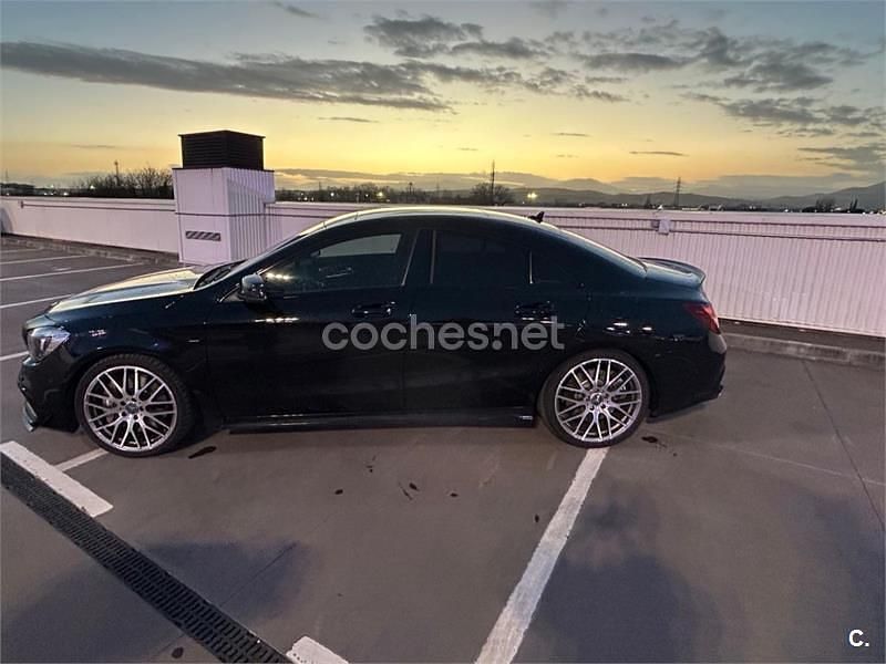 Usado Mercedes CLA45 AMG 381 CV (280 kW) 2018 Negro Berlina