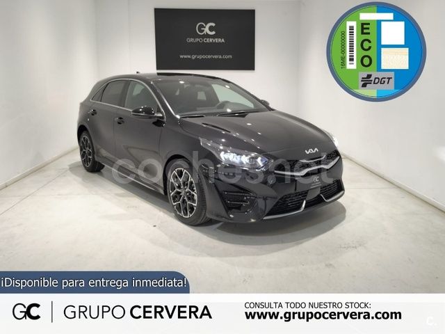 Negro Nuevo 2025 Kia Ceed GT-Line Berlina | 31.490 € (Caro) - Imagen 1/4