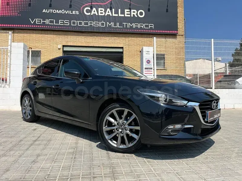 Usado Mazda 3 Edition 120 CV (88 kW) 2017 Negro Berlina