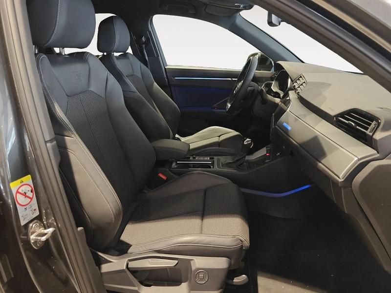 Usado Audi Q3 S-Line 150 CV (110 kW) 2025 Gris/plata SUV