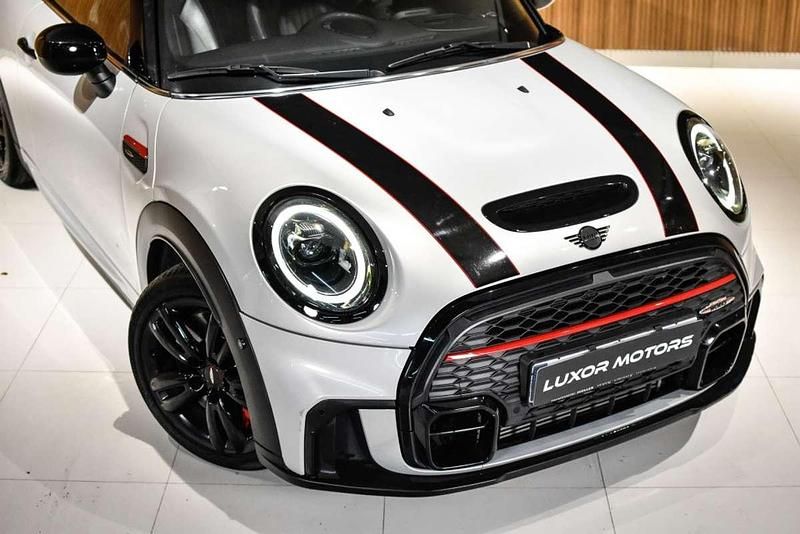 Usado Mini John Cooper Works 231 CV (169 kW) 2021 Blanco Utilitario