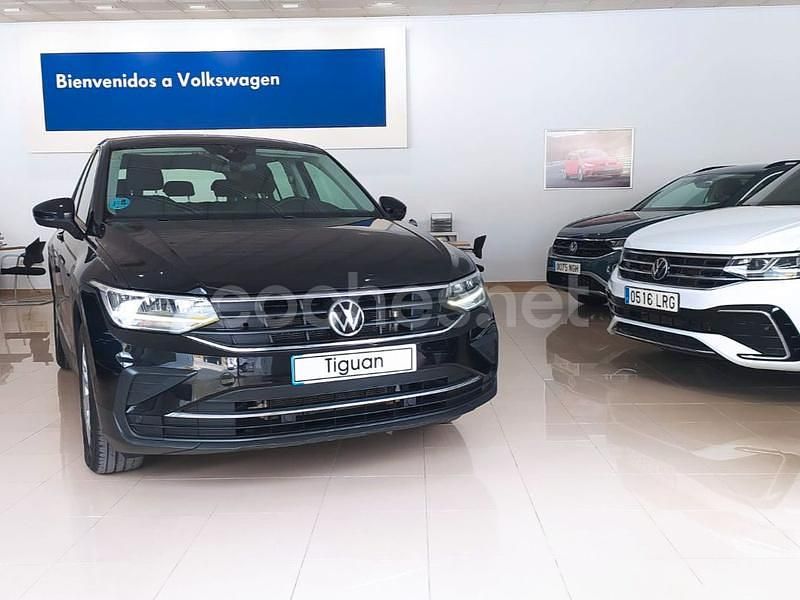 Negro Usado 2021 VW Tiguan SUV | 22.700 € (Buen precio) - Imagen 1/4