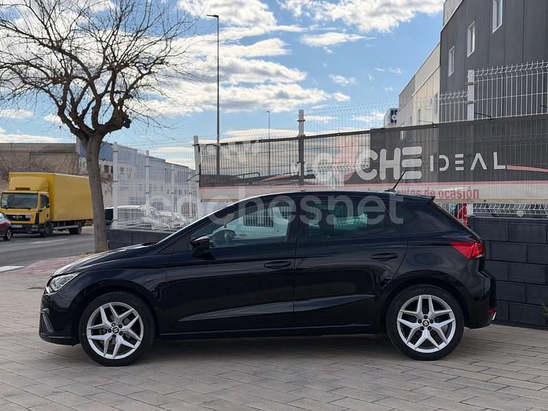 Usado Seat Ibiza FR 90 CV (66 kW) 2021 Negro Berlina