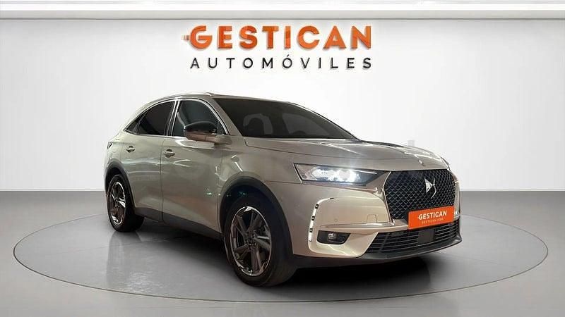 Usado DS Automobiles DS7 Crossback Bastille 225 CV (165 kW) 2023 Gris / plata SUV