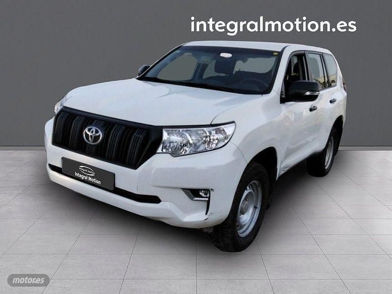 Blanco Usado 2018 Toyota Land Cruiser SUV | 38.500 € (Un poco caro) - Imagen 1/4