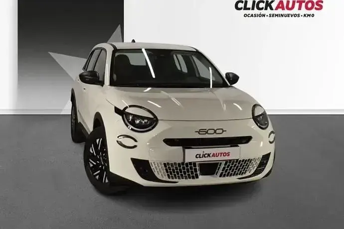 Usado Fiat 600 Pop 110 CV (80 kW) 2025 SUV