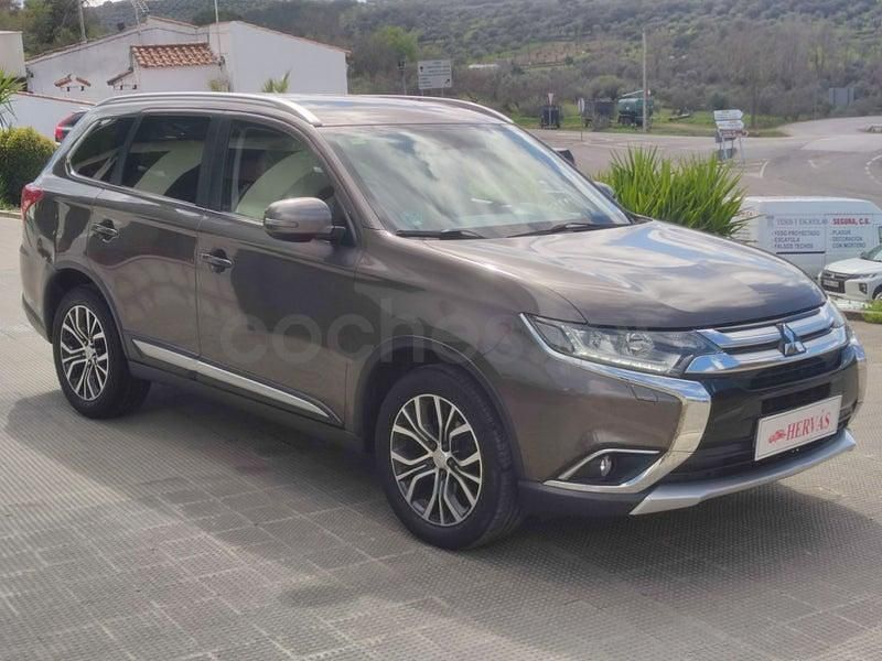 Usado Mitsubishi Outlander 150 CV (110 kW) 2016 Marrón SUV