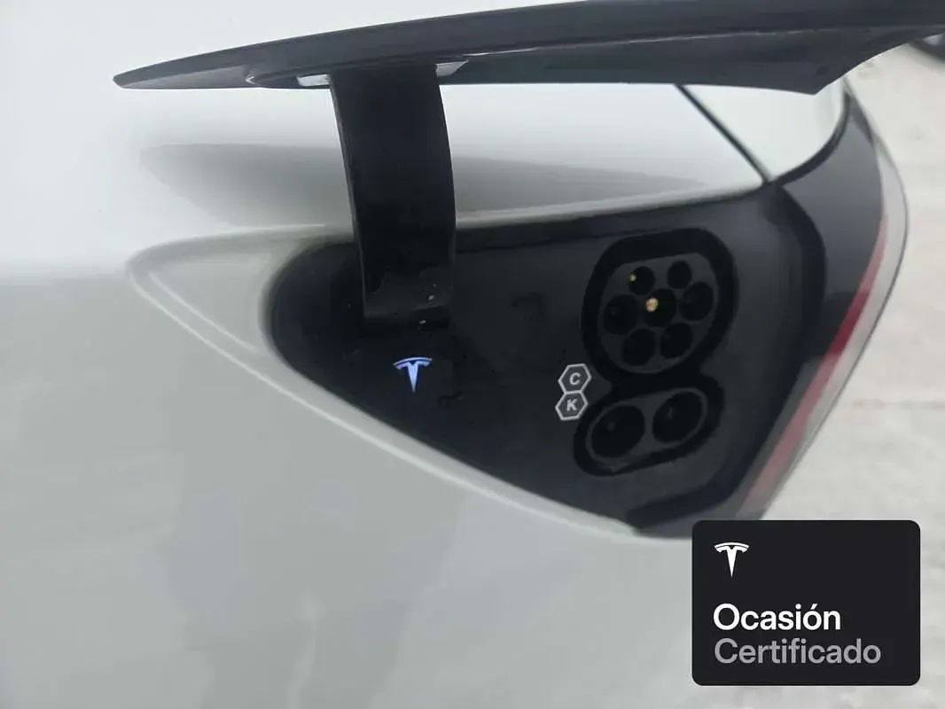 Usado Tesla Model 3 RWD 161 kW (220 CV) 2021 Blanco Berlina
