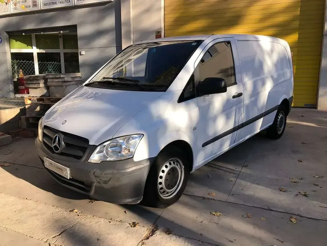 Usado Mercedes Vito 95 CV (69 kW) 2012 Blanco Van