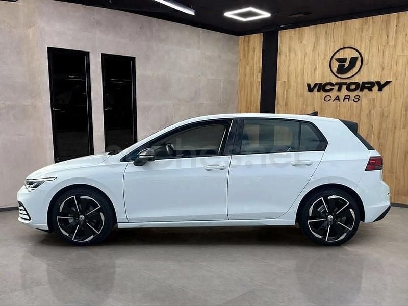Usado VW Golf VIII Life 110 CV (80 kW) 2021 Blanco Berlina