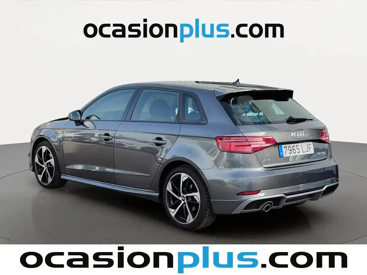 Usado Audi A3 Sportback S-Line 116 CV (85 kW) 2020 Gris Utilitario