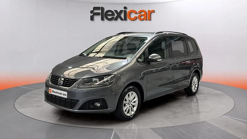 Usado Seat Alhambra Style 150 CV (110 kW) 2022 Gris Monovolumen