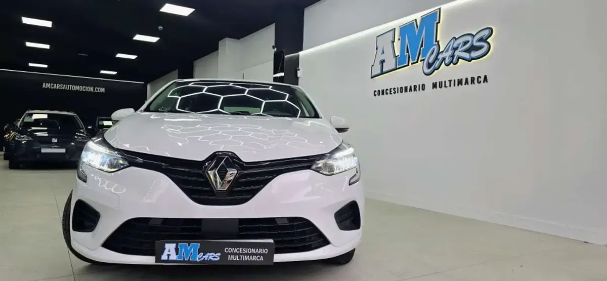 Usado Renault Clio V Intens 72 CV (52 kW) 2021 Blanco Utilitario