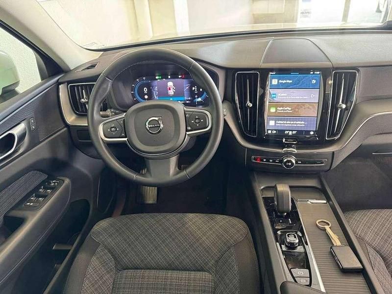Usado Volvo XC60 Core 197 CV (144 kW) 2024 Blanco SUV