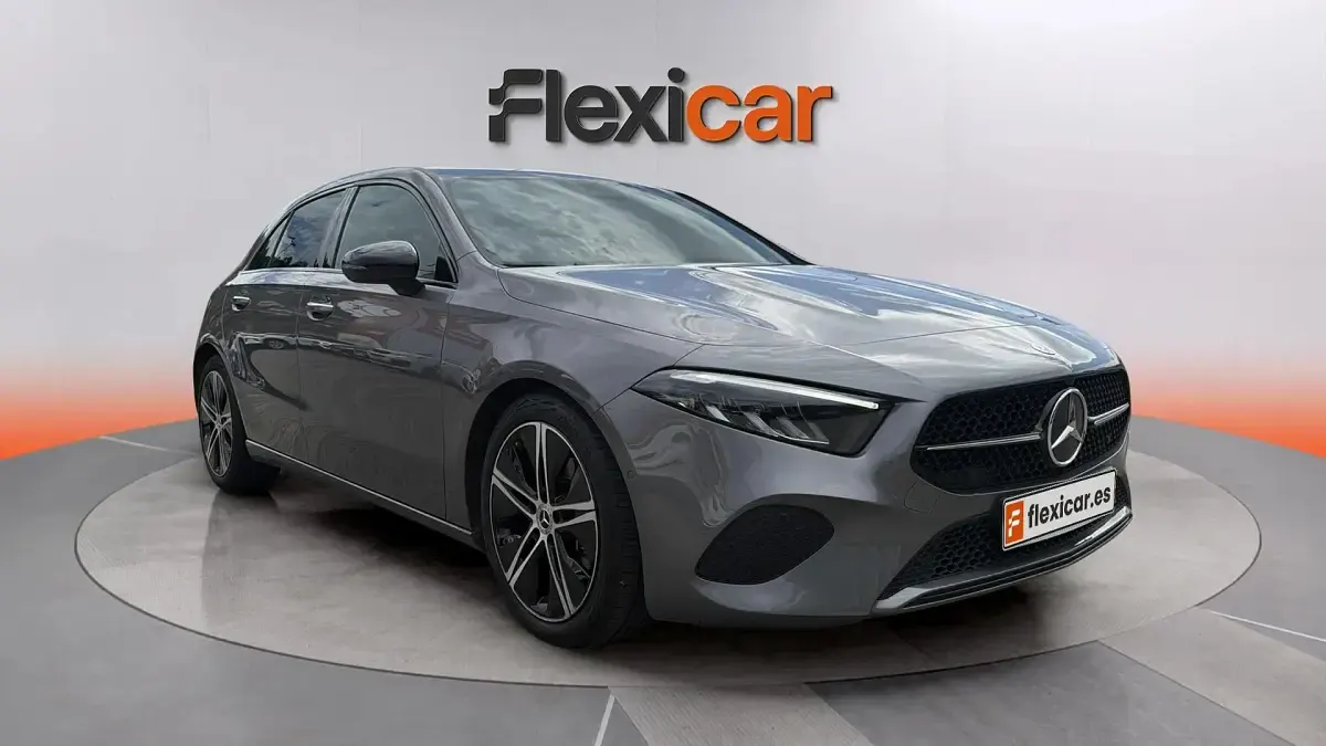 Usado Mercedes A180 136 CV (100 kW) 2024 Berlina